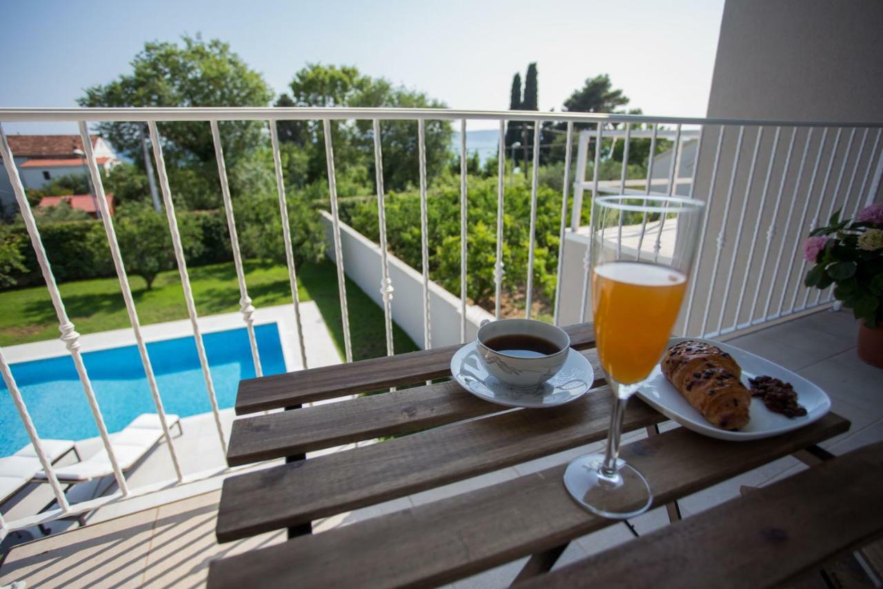 Kaštela Villa Elysium - Beautiful Family House With Heated Pool מראה חיצוני תמונה